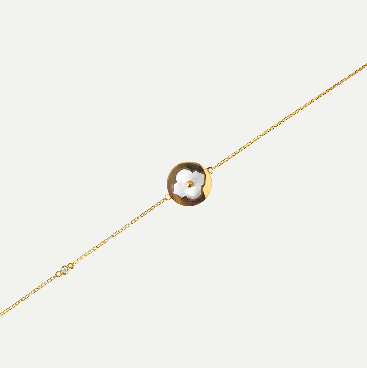 Al Jiwan Jewellery- Pearl and Diamond Bracelet